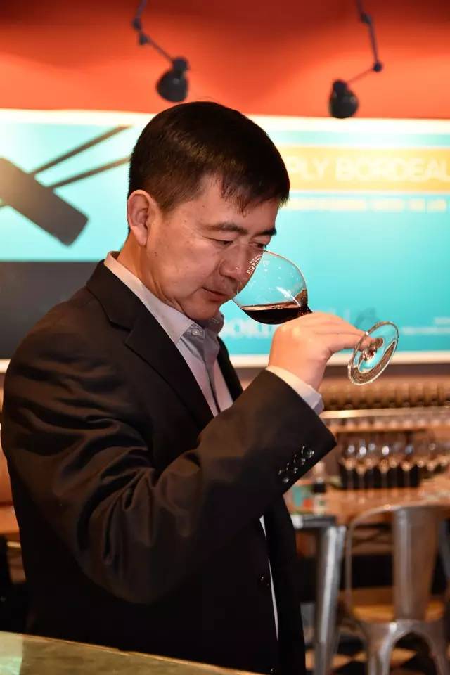 裁判長李德美:我的一生將不會(huì)離開葡萄酒