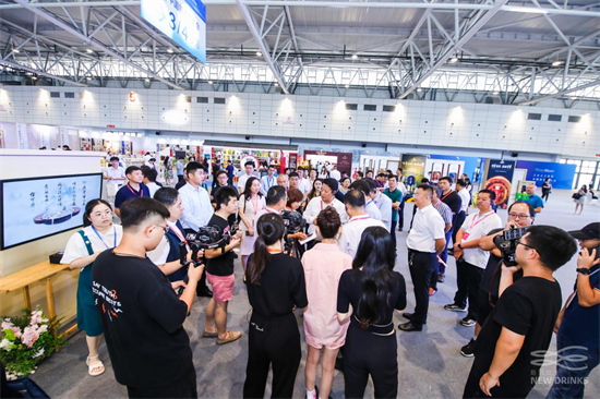 2023��16���Ї���ɽ�|�����H�Ǿ�ʳƷ���ו��A�M��Ļ����һ������